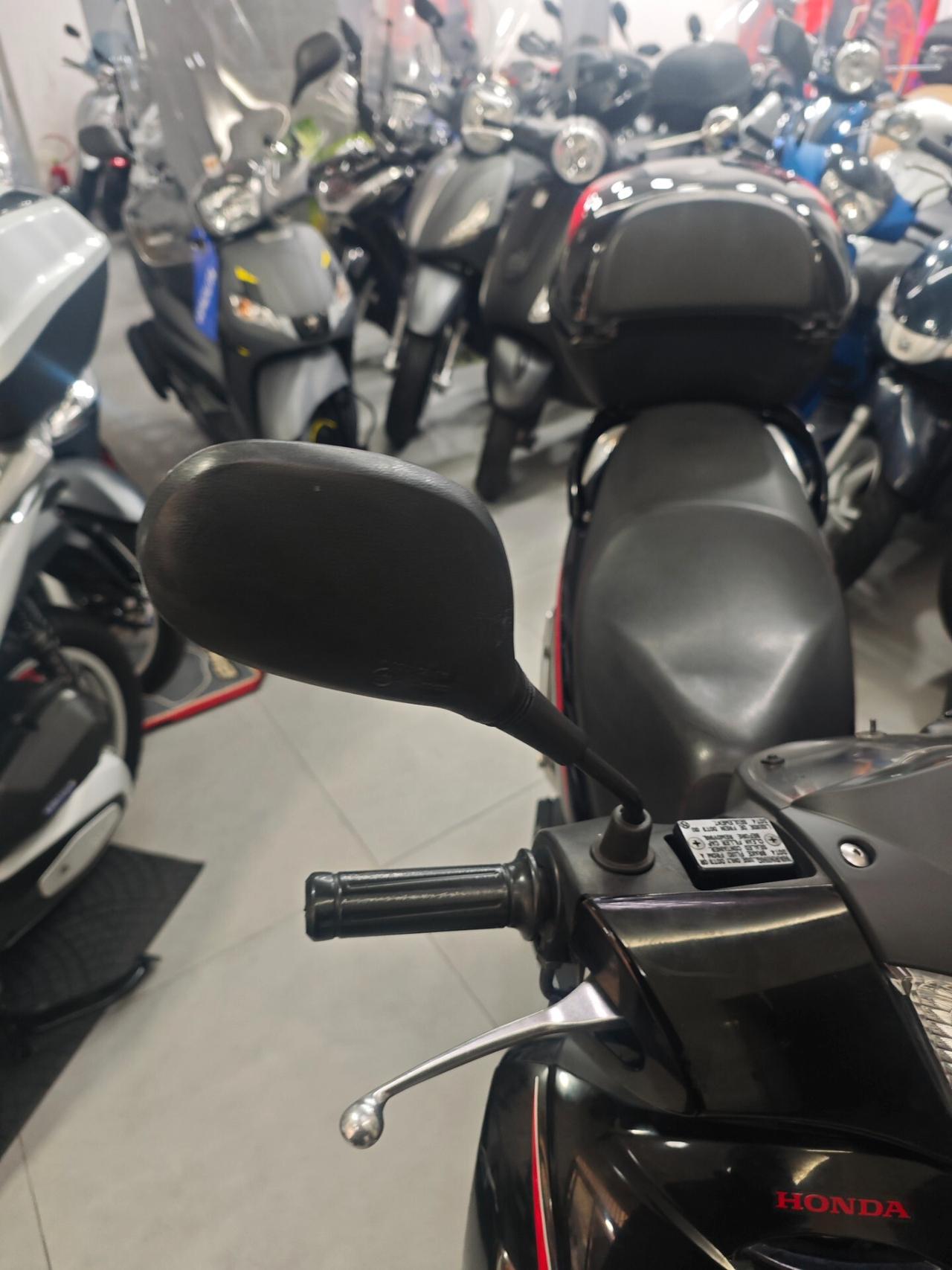 Honda SH 150 Sport