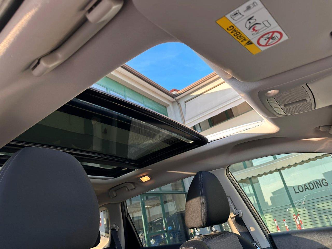 Nissan X-Trail 1.7 dci N-Connecta 4wd x-tronic 7 POSTI !!