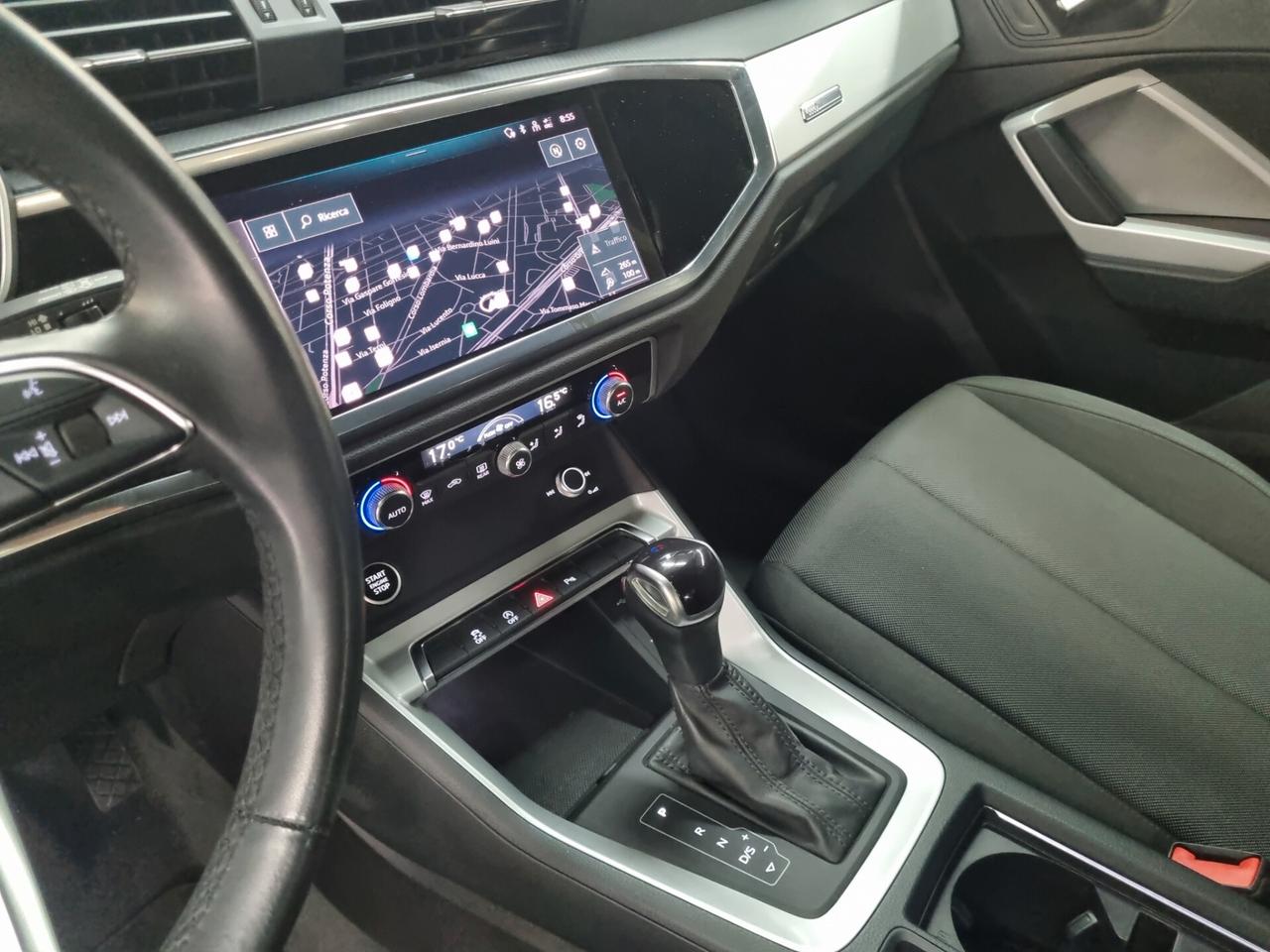 Audi Q3 35 TDI S tronic Business