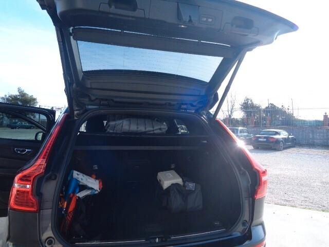 Volvo XC 60 XC60 B4 (d) AWD automatico Plus Bright