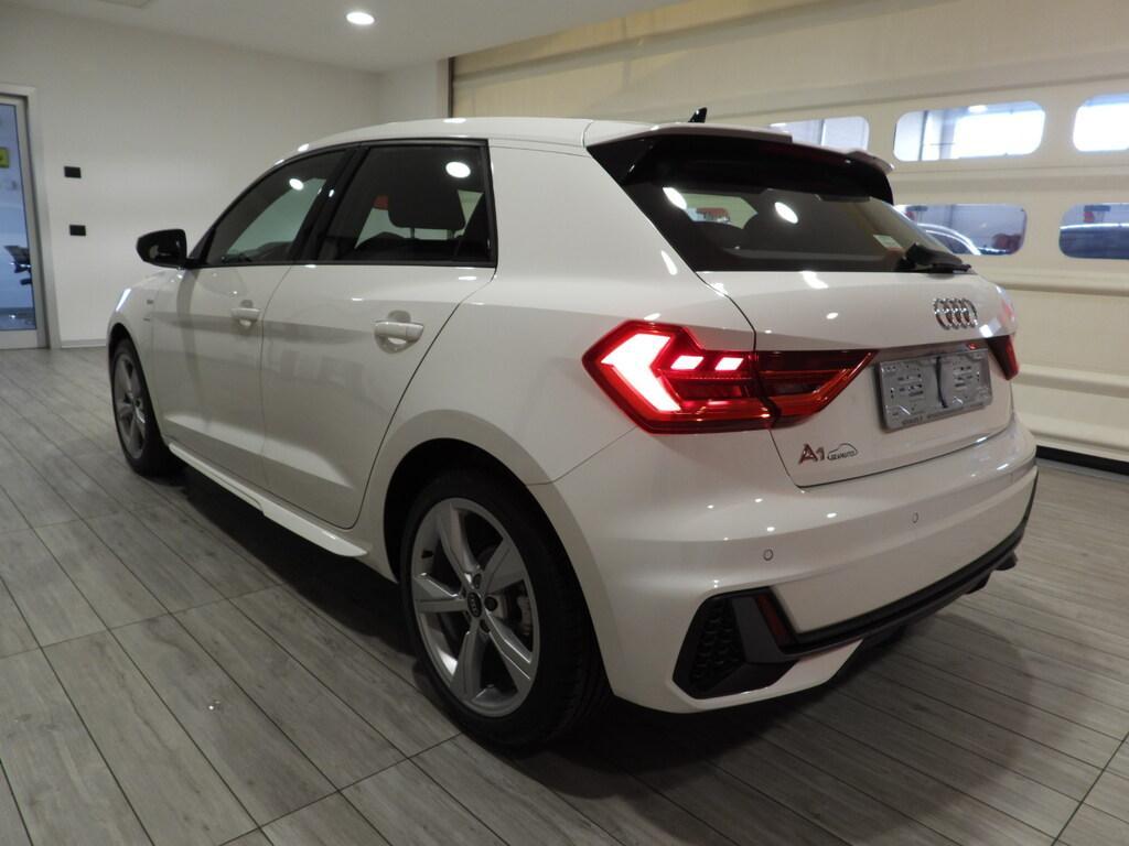 Audi A1 30 1.0 TFSI S line edition