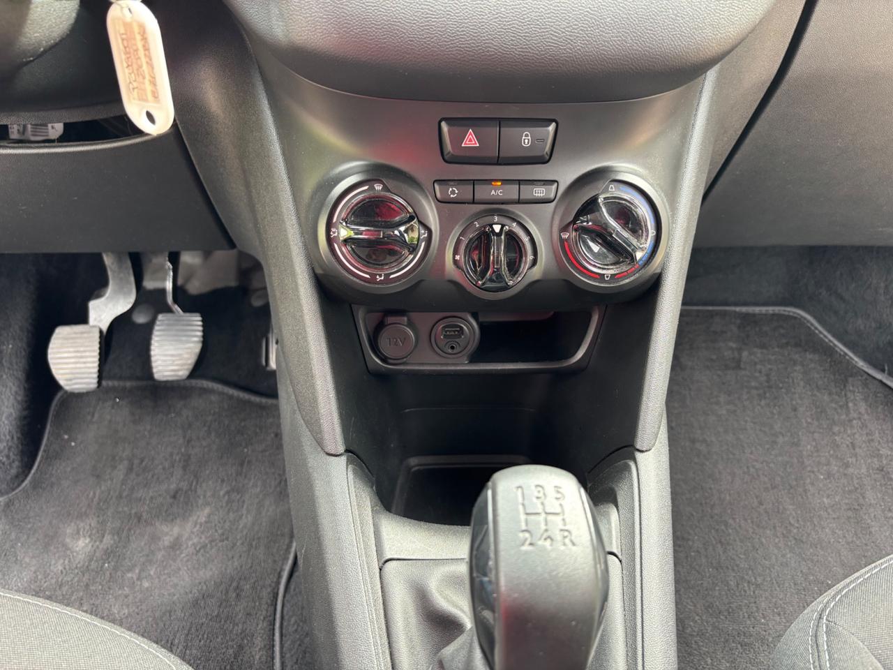 Peugeot 208 1.4 HDi 68 CV 5 p. 45.000 Km OK NEOPATENTATI