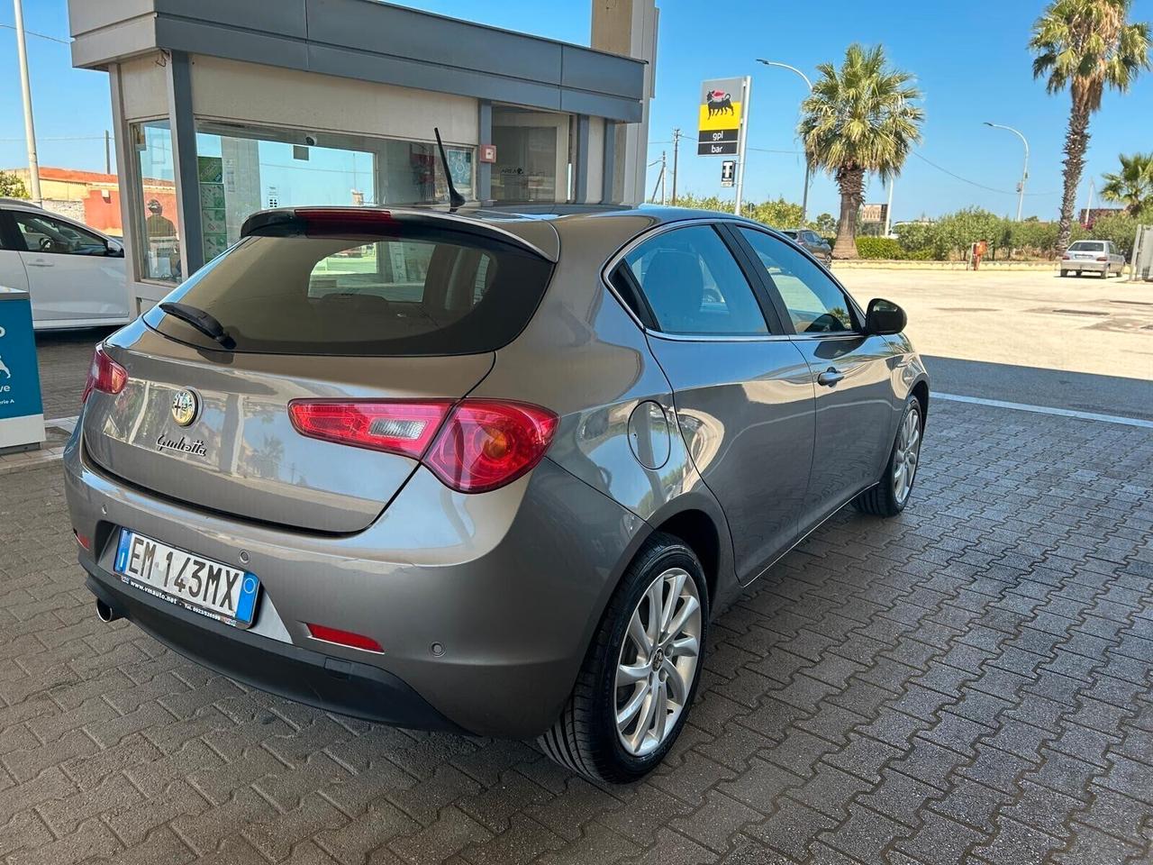 Alfa Romeo Giulietta 1.6 JTDm-2 105 CV Distinctive