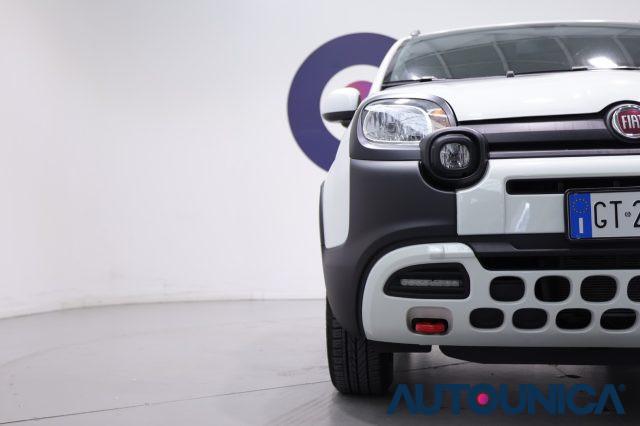 FIAT Panda Cross 1.0 FIREFLY S&S HYBRID NEOPATENTATI