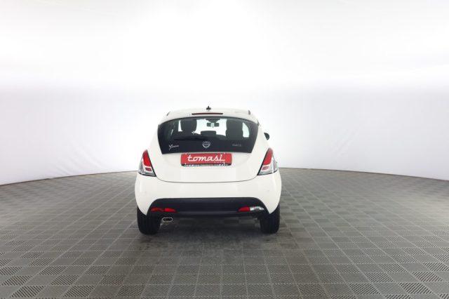 LANCIA Ypsilon Ypsilon 1.0 FireFly 5 porte S&S Hybrid Silver