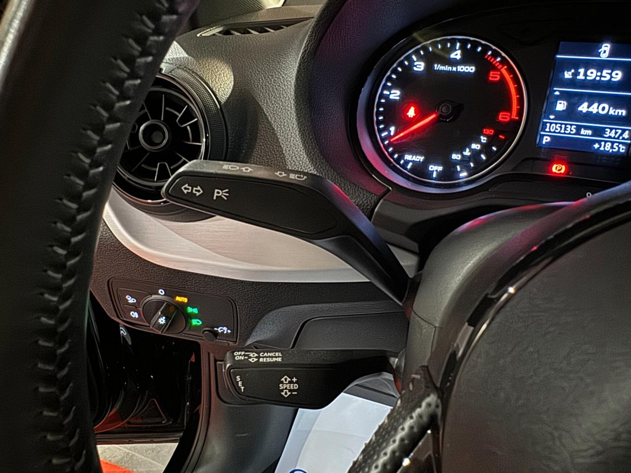 AUDI Q2 1.6 TDI S-TRONIC S-LINE NAVI PELLE XENO 18