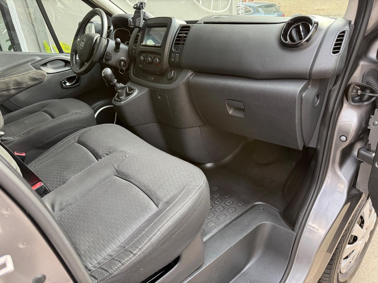 Opel Vivaro 1.6DCTI 125cv 9 Posti