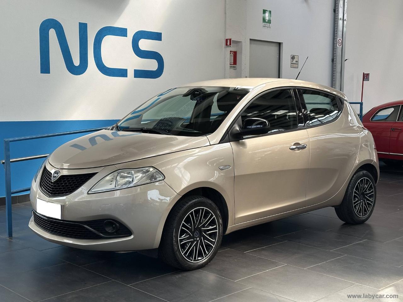 LANCIA Ypsilon 1.2 69 CV 5p. S&S Gold