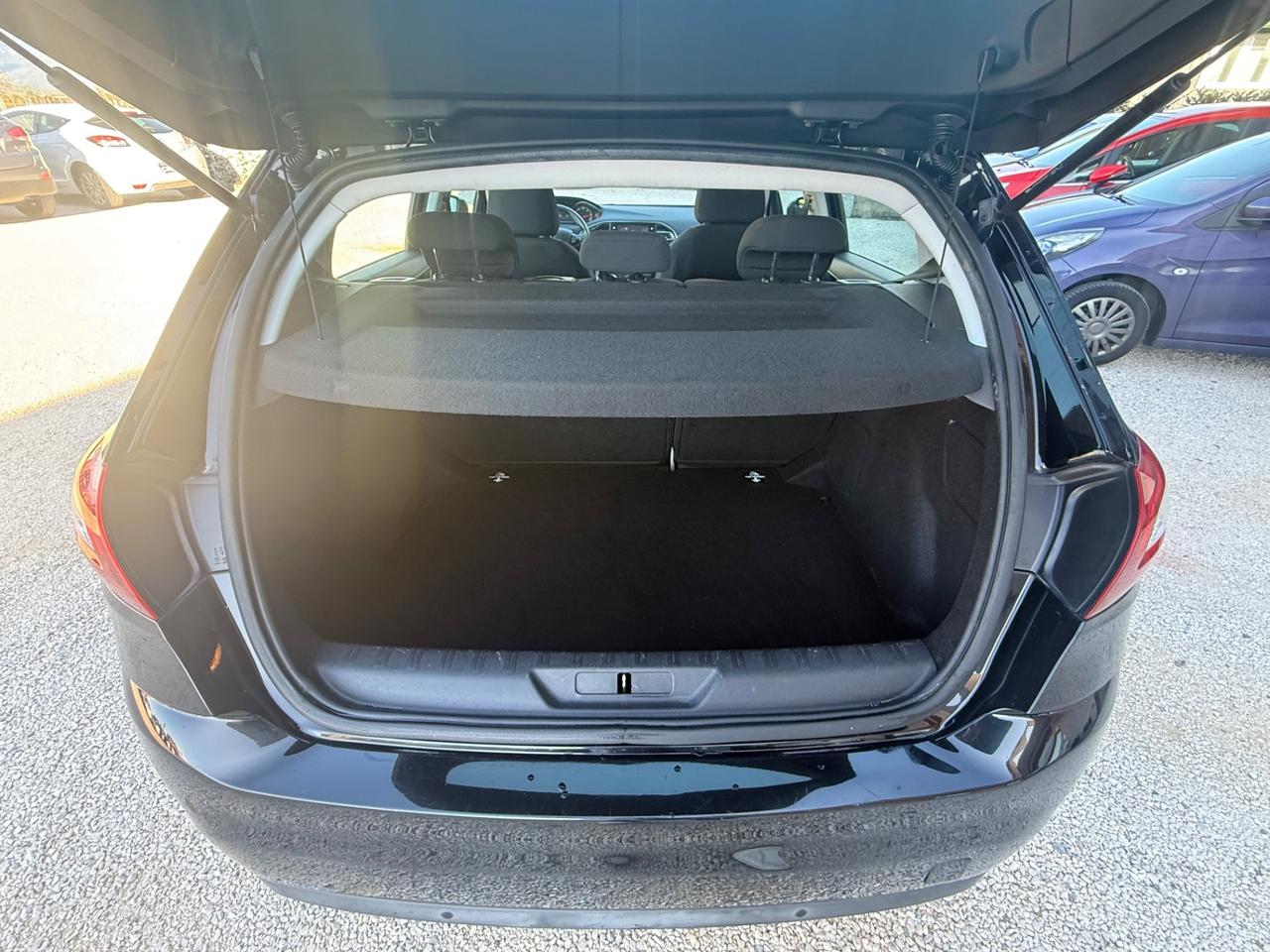 Peugeot 308 BlueHDi 120 S&S EAT6 Allure