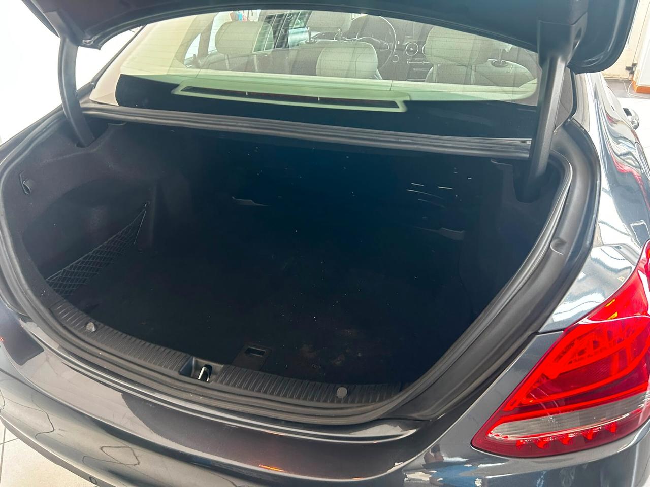 Mercedes-benz C 180 1.6D 2015
