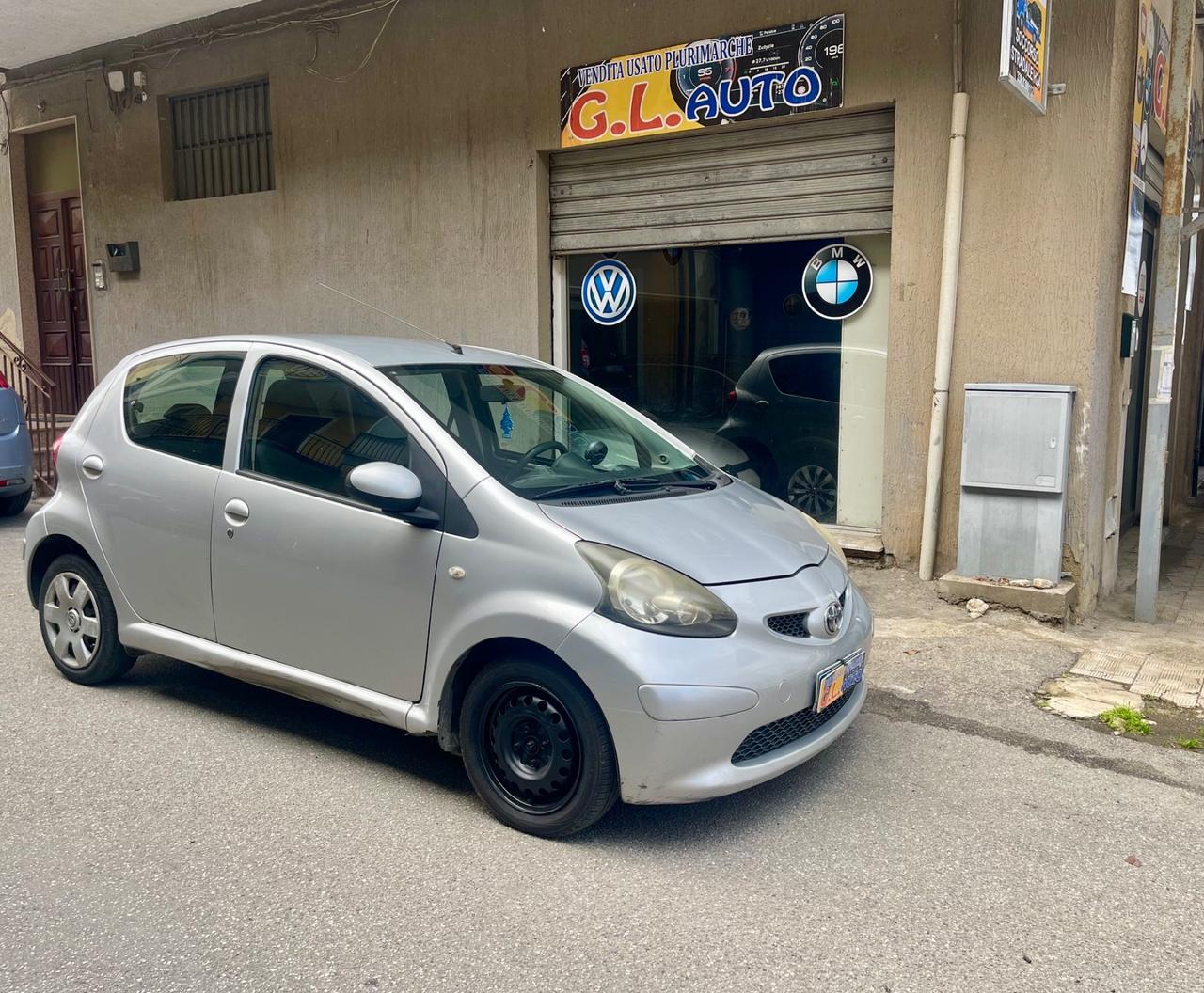 Toyota Aygo 1.4 turbodiesel 5 porte Sol