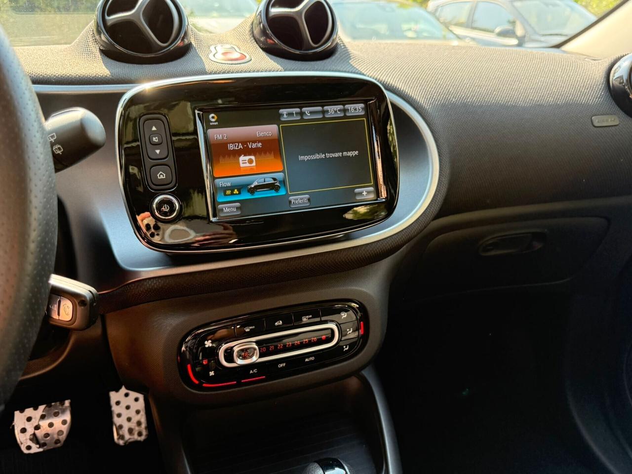 Smart ForFour EQ Pulse Tetto pan.