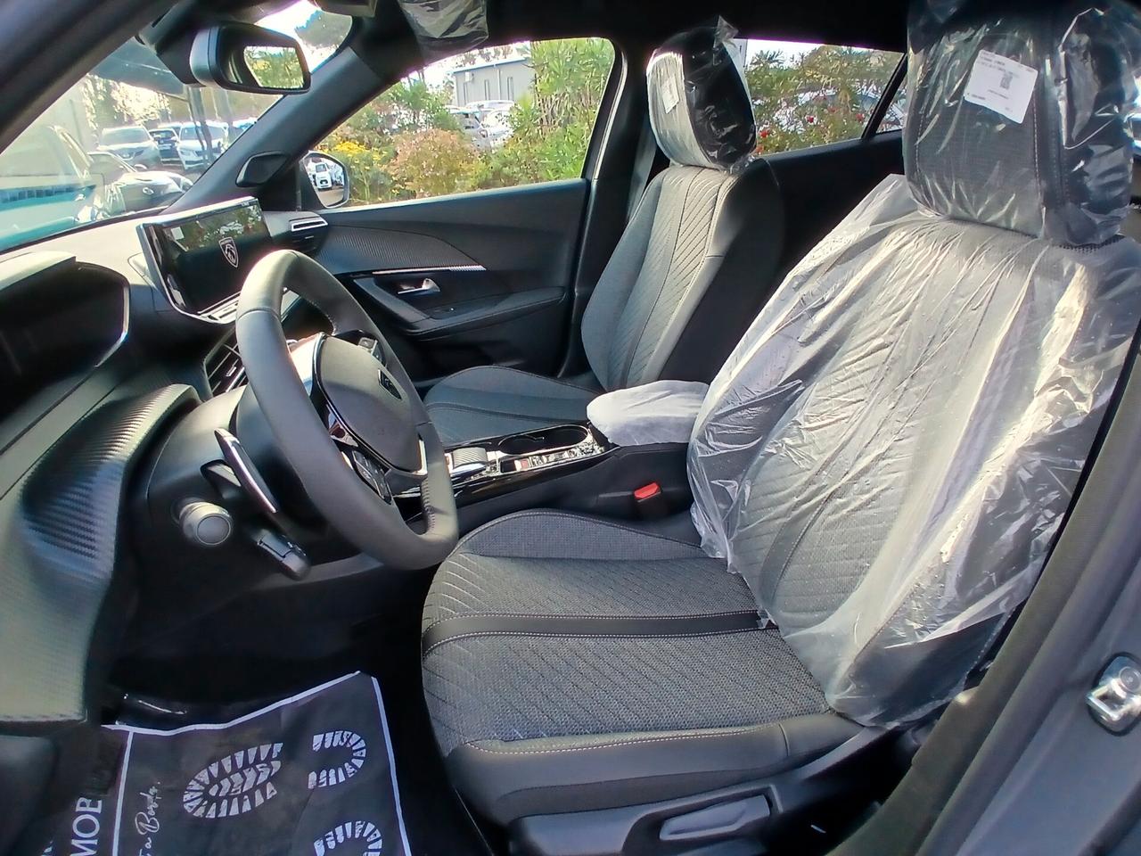 Peugeot 2008 Hybrid 145 e-DCS6 Allure