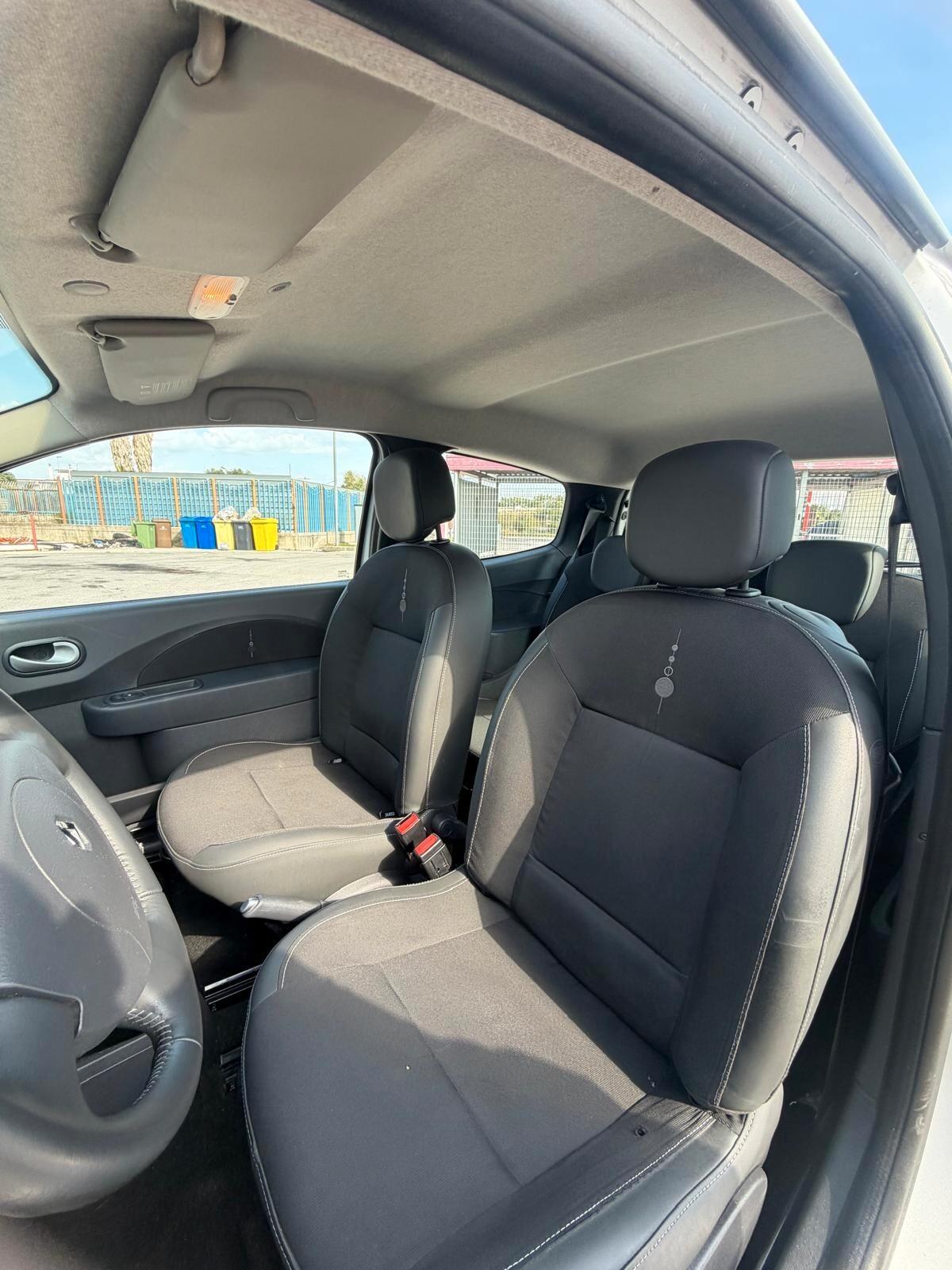 Renault Twingo 1.2 16V LEV Live