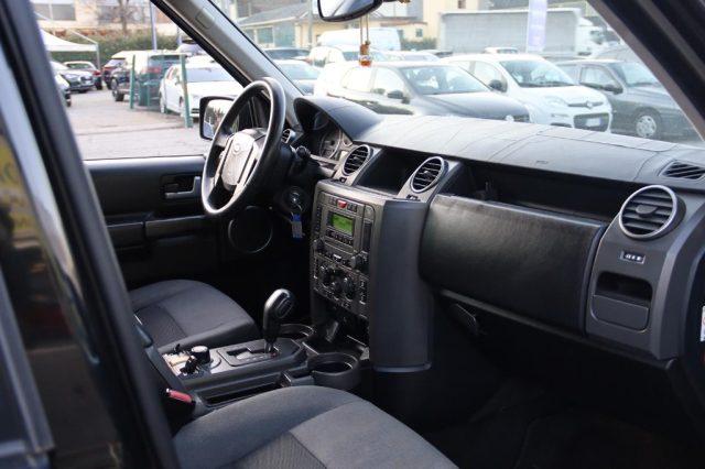 LAND ROVER Discovery 3 2.7 TDV6 HSE 7 POSTI