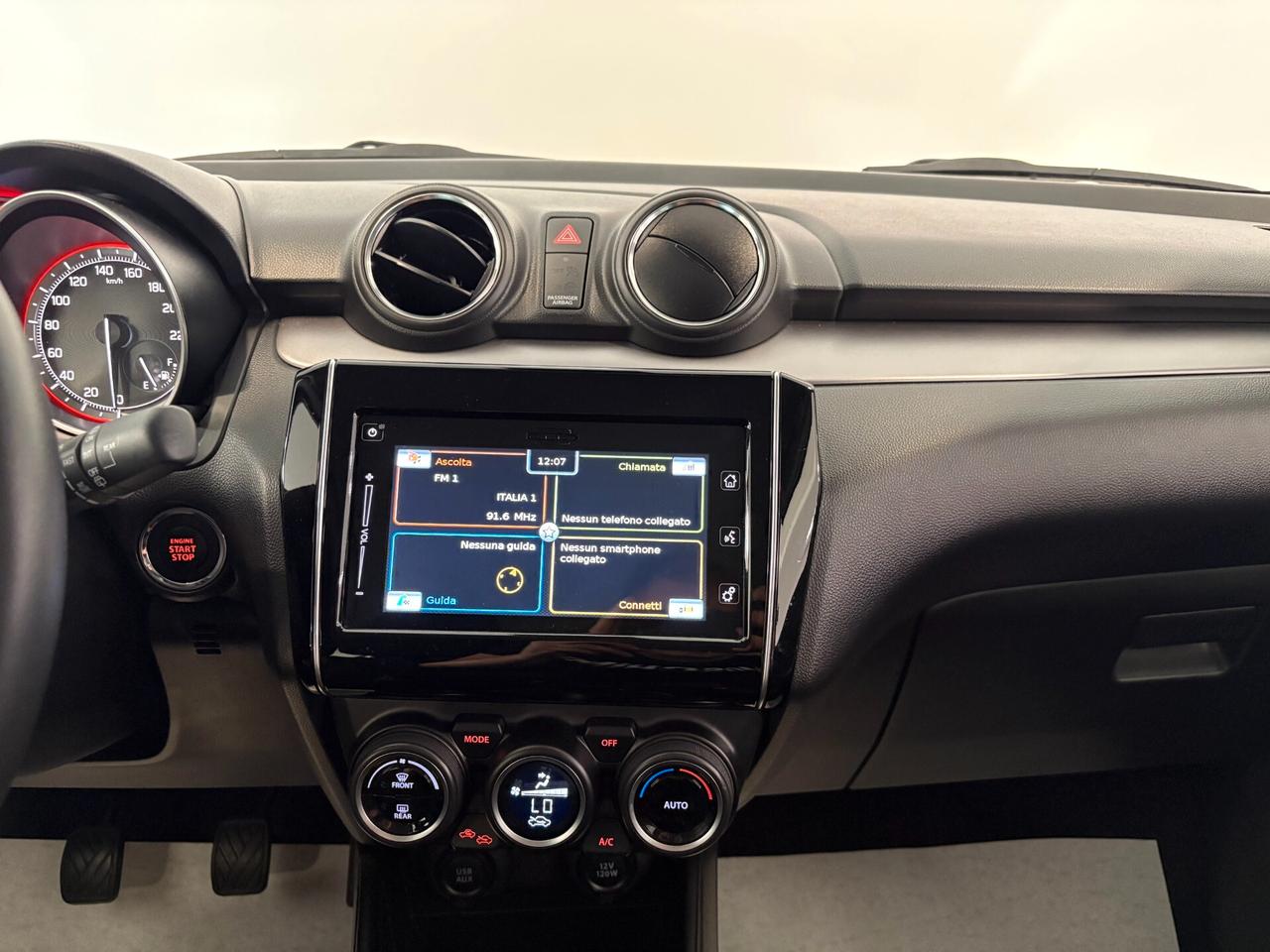 Suzuki Swift 1.2 Hybrid 4WD AllGrip Top