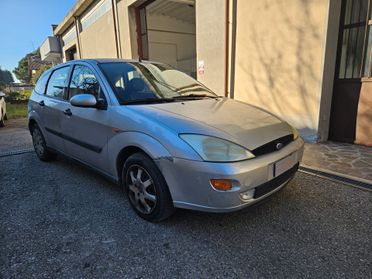 Ford Focus 1.6i 16V cat 5p. Ghia