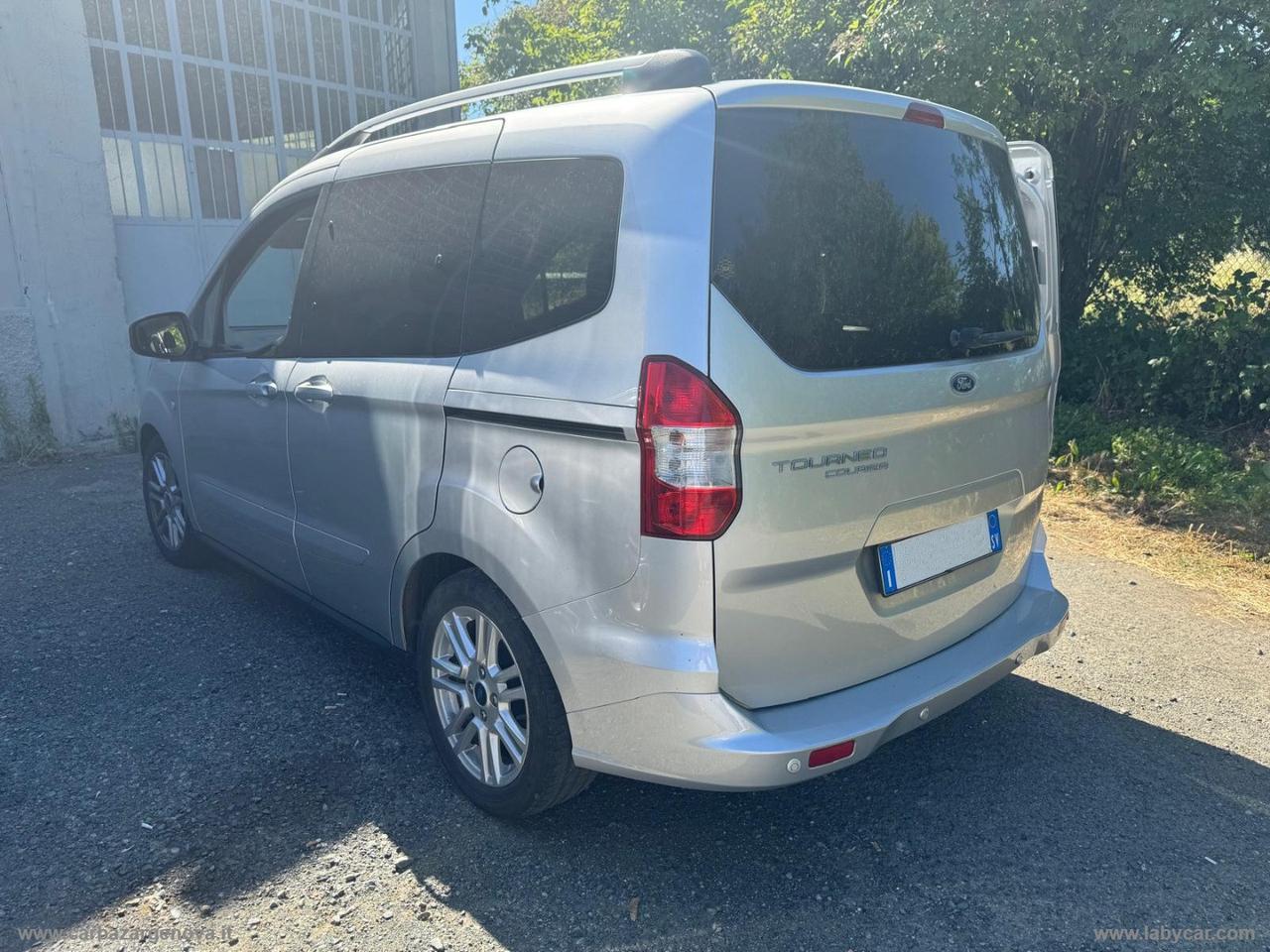 FORD Tourneo Courier 1.5 TDCI 75 CV Titanium