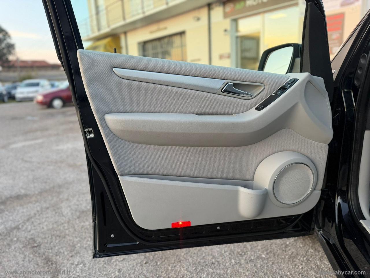 MERCEDES-BENZ A 150 BlueEFFICIENCY Avantgarde