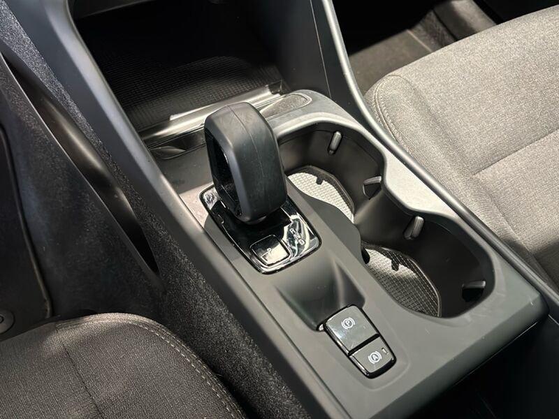 Volvo XC40 T2 automatico Essential