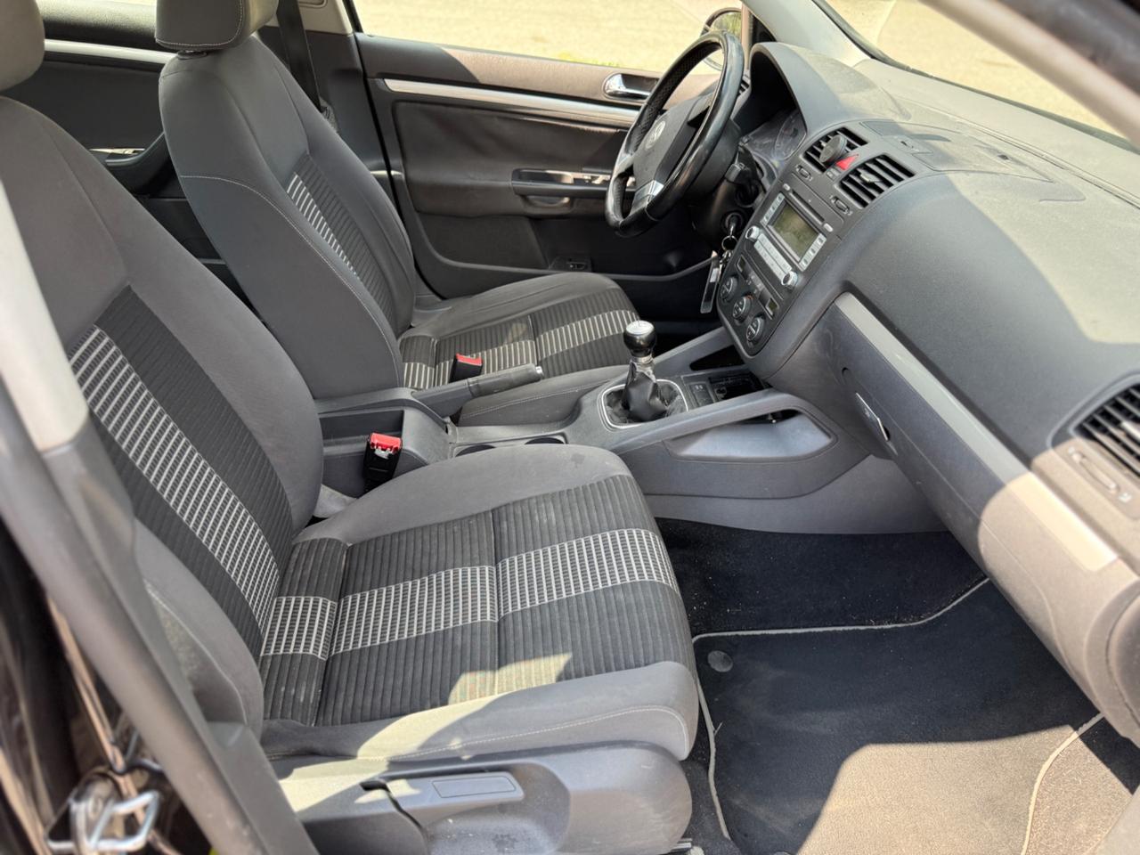 Volkswagen Golf 1.6 5p. Comfortline