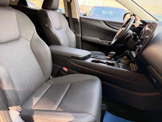 LEXUS NX 300h NX Hybrid 4WD Premium +