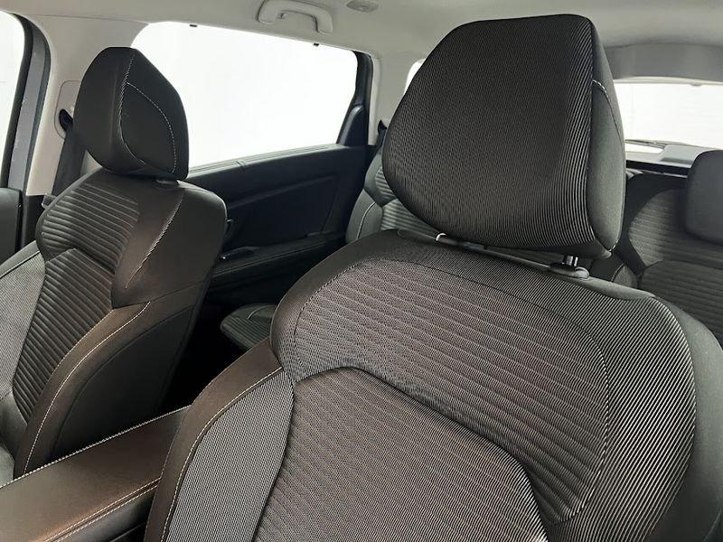 Renault Grand Scénic TCe 140 CV FAP Sport Edition2