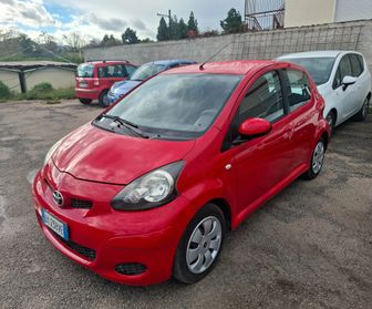 Toyota Aygo 1.0 12V VVT-i 5 porte anno 2010