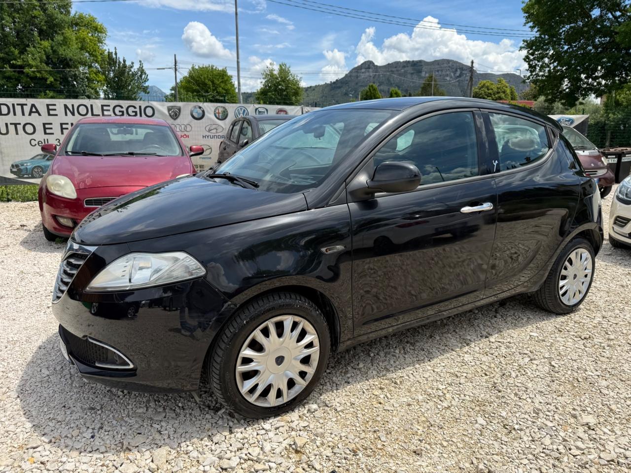 Lancia Ypsilon 1.2 69 CV 5 porte GPL Ecochic Gold