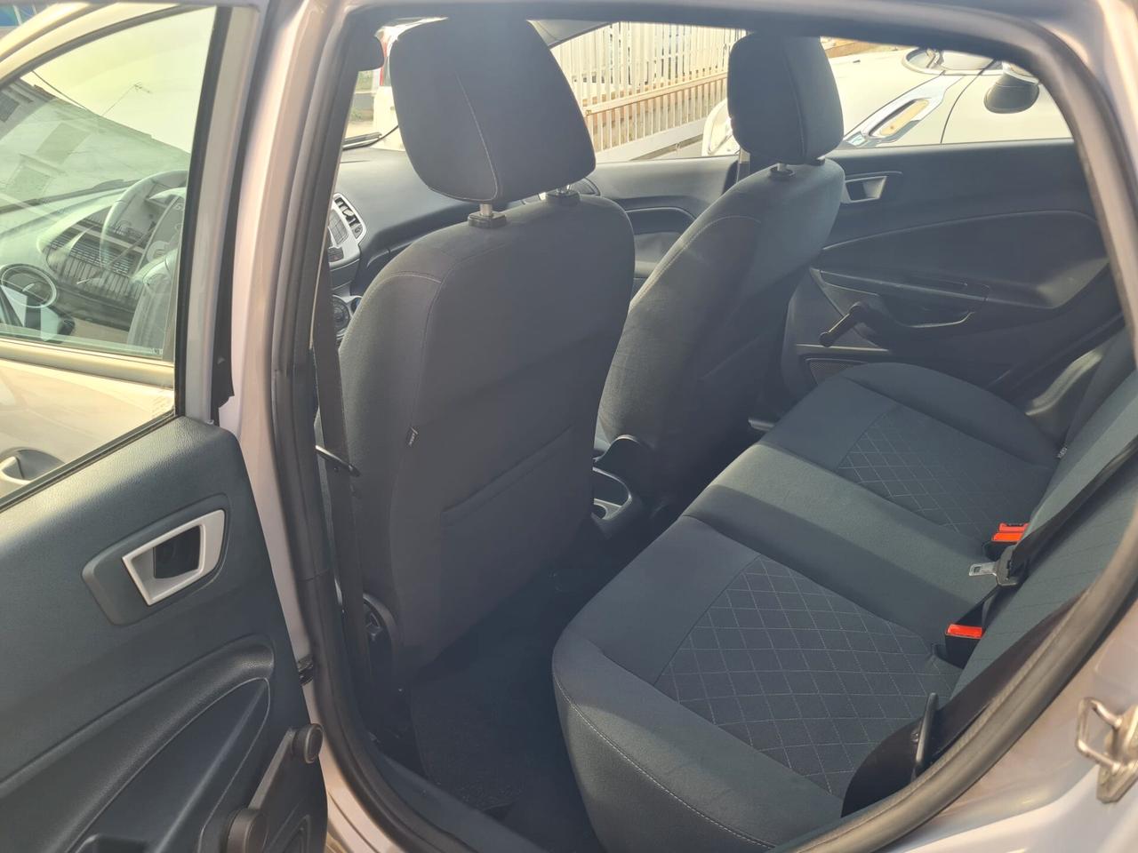 Ford Fiesta 1.4 5 porte Bz.- GPL Titanium