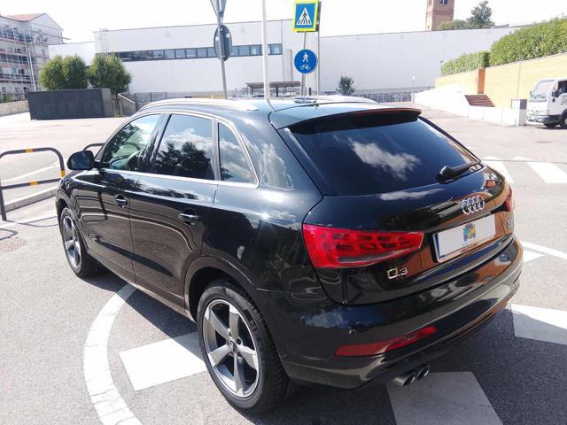 AUDI Q3 2.0 TDI quattro Business