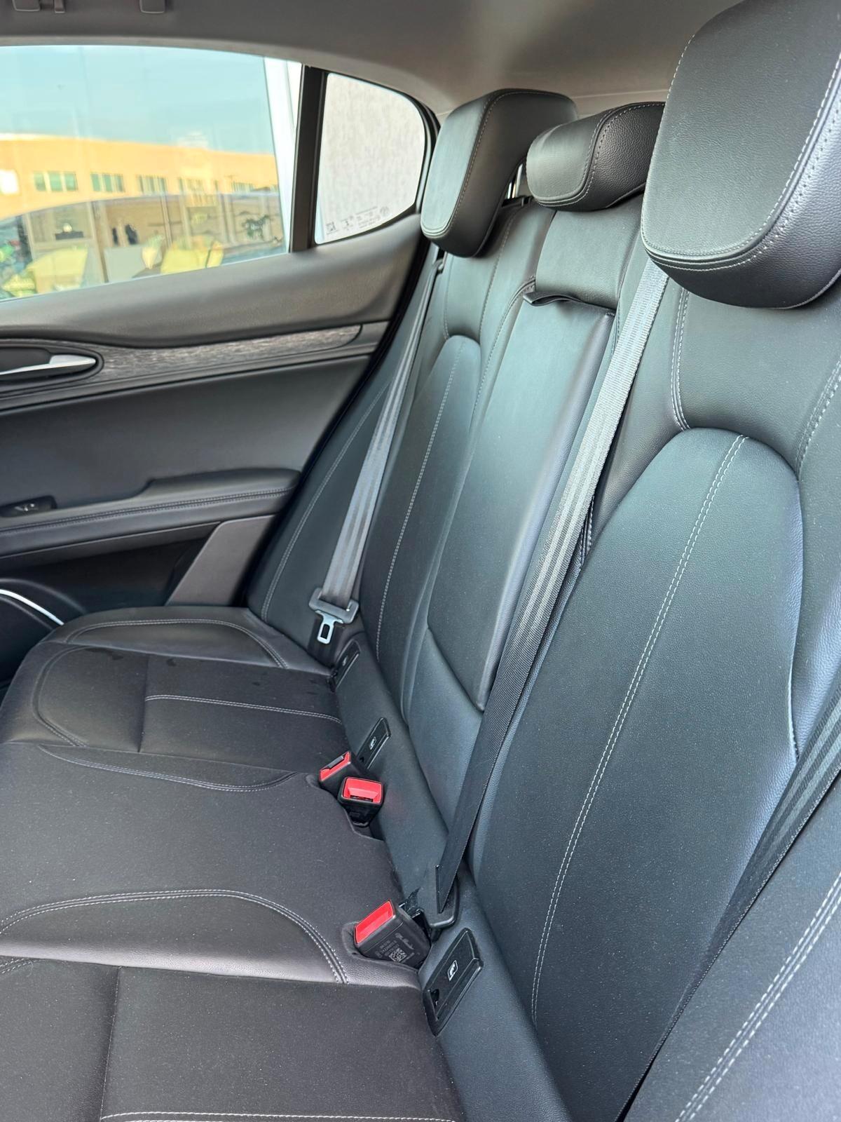 Alfa Romeo Stelvio 2.2 Turbodiesel 190 CV AT8 RWD Business