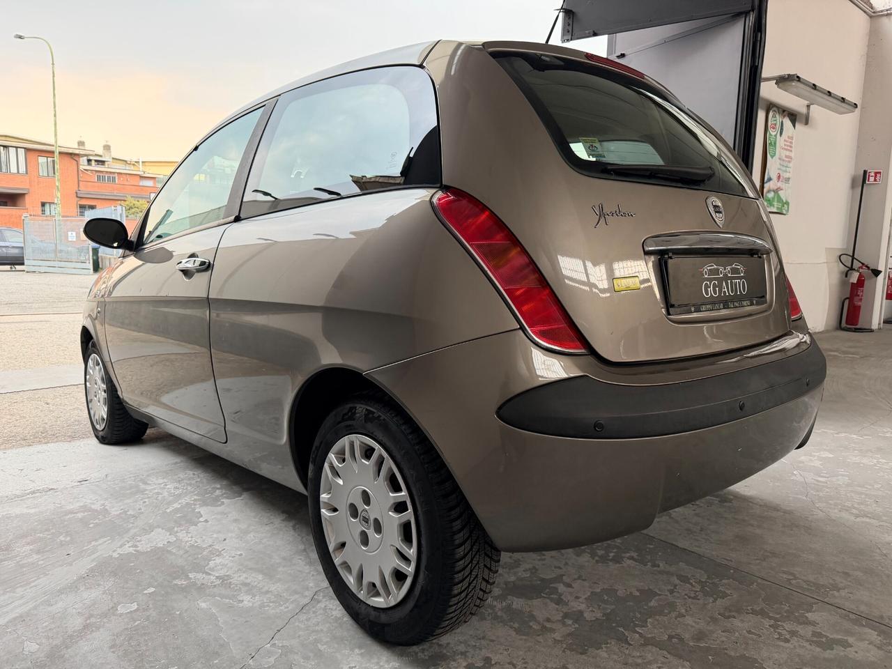 Lancia Ypsilon 1.2 Argento