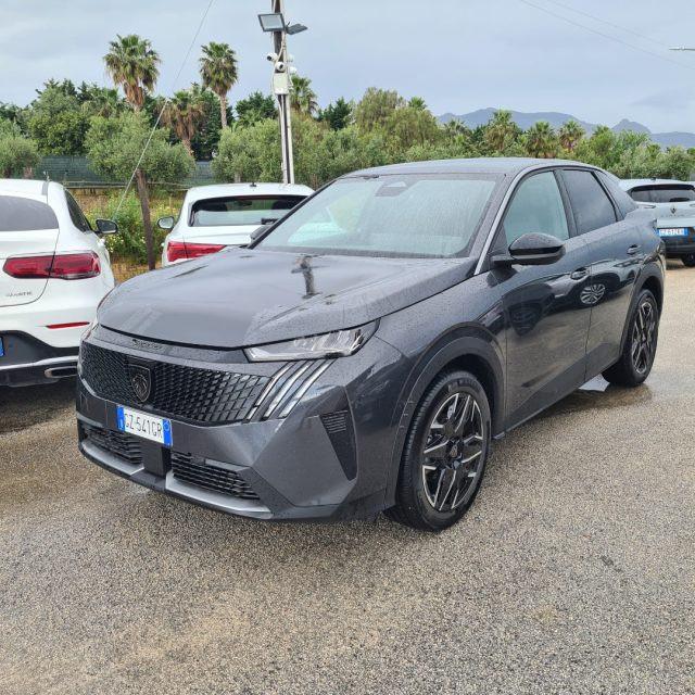 PEUGEOT 3008 Hybrid 136 e-DCS6 Allure