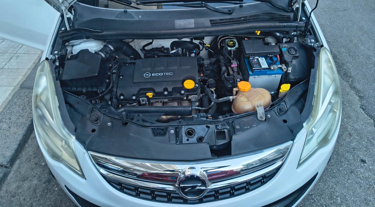 Opel Corsa 1.2 5 porte Edition