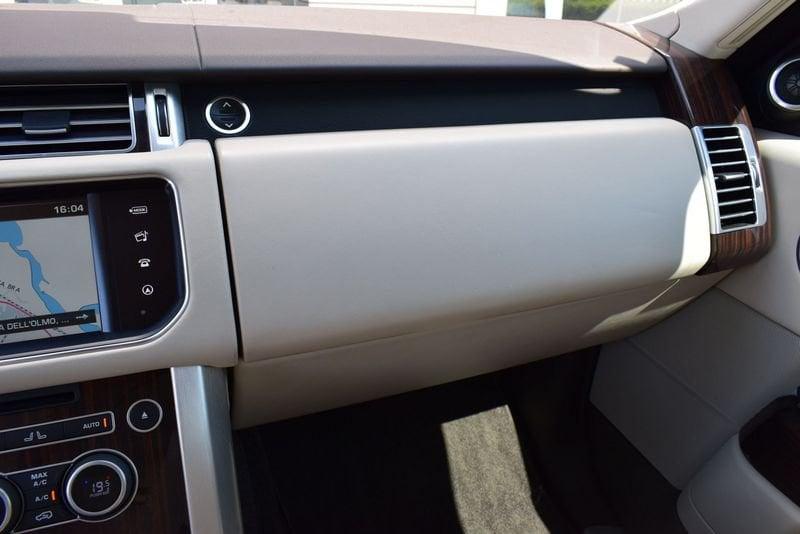 Land Rover Range Rover 4.4 SDV8 Vogue