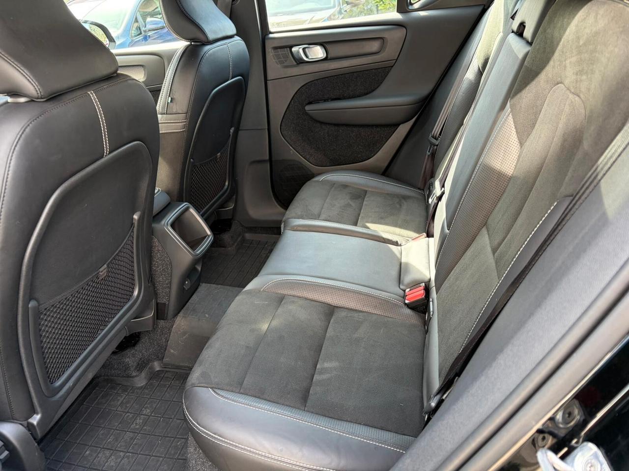 Volvo XC40 D3 Geartronic R-design*EURO6*NAVI