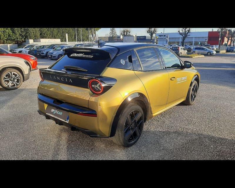Lancia Ypsilon Ypsilon Hybrid e-DCT LX