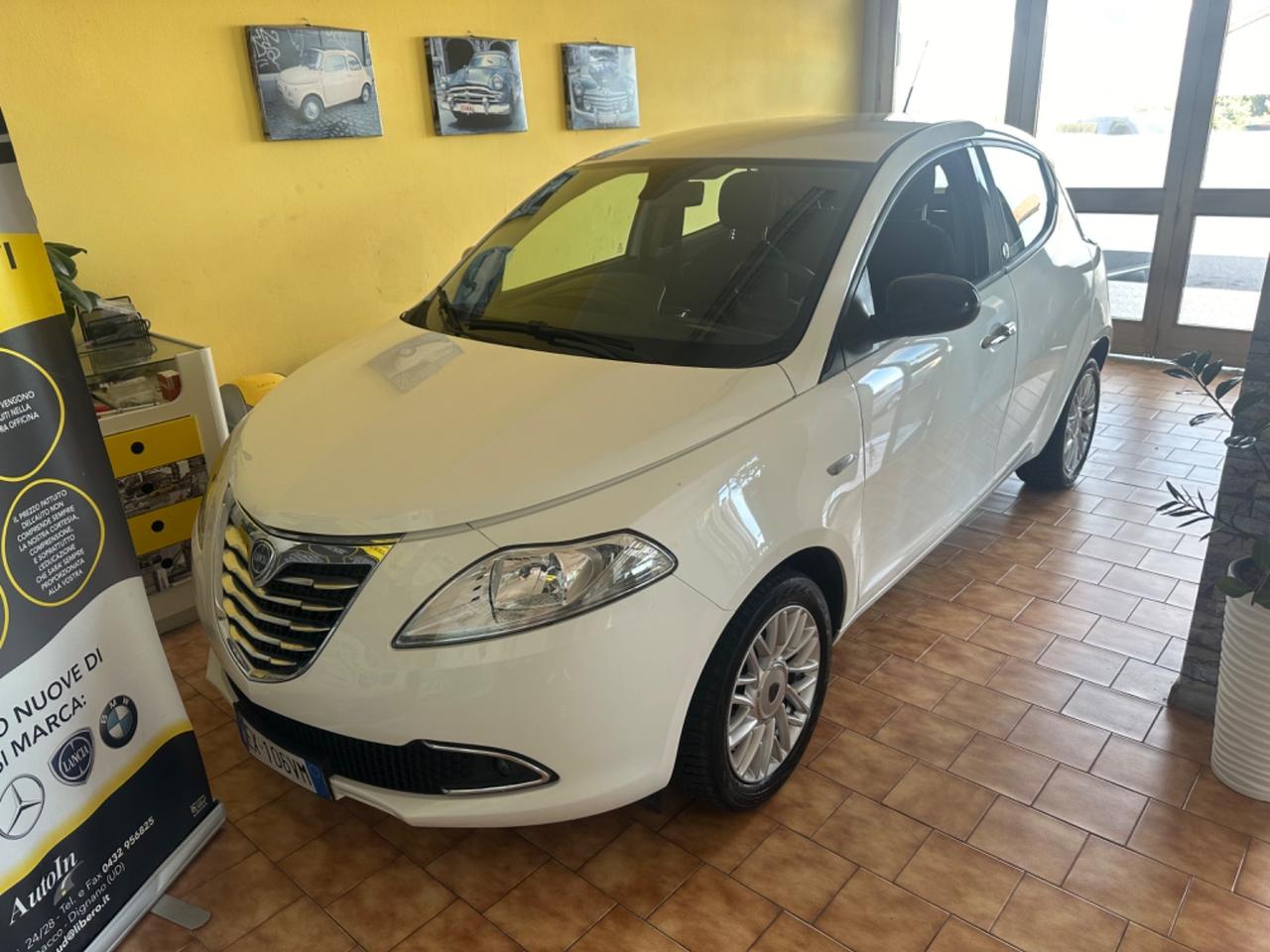 Lancia Ypsilon 1.2benz. Gpl