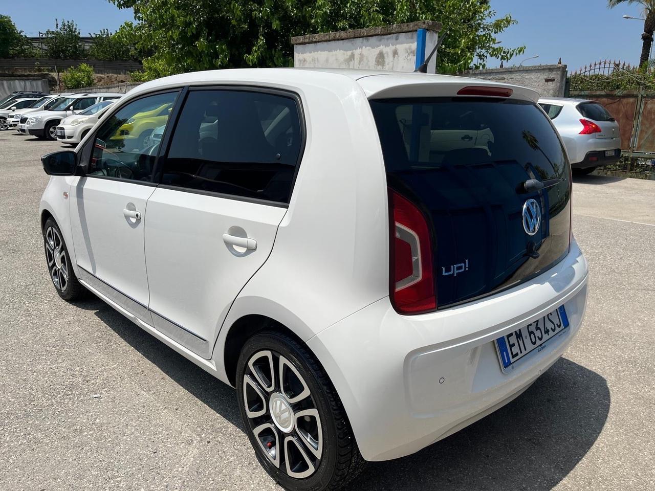 Volkswagen high up-5 P-1.0- km 84000-2012