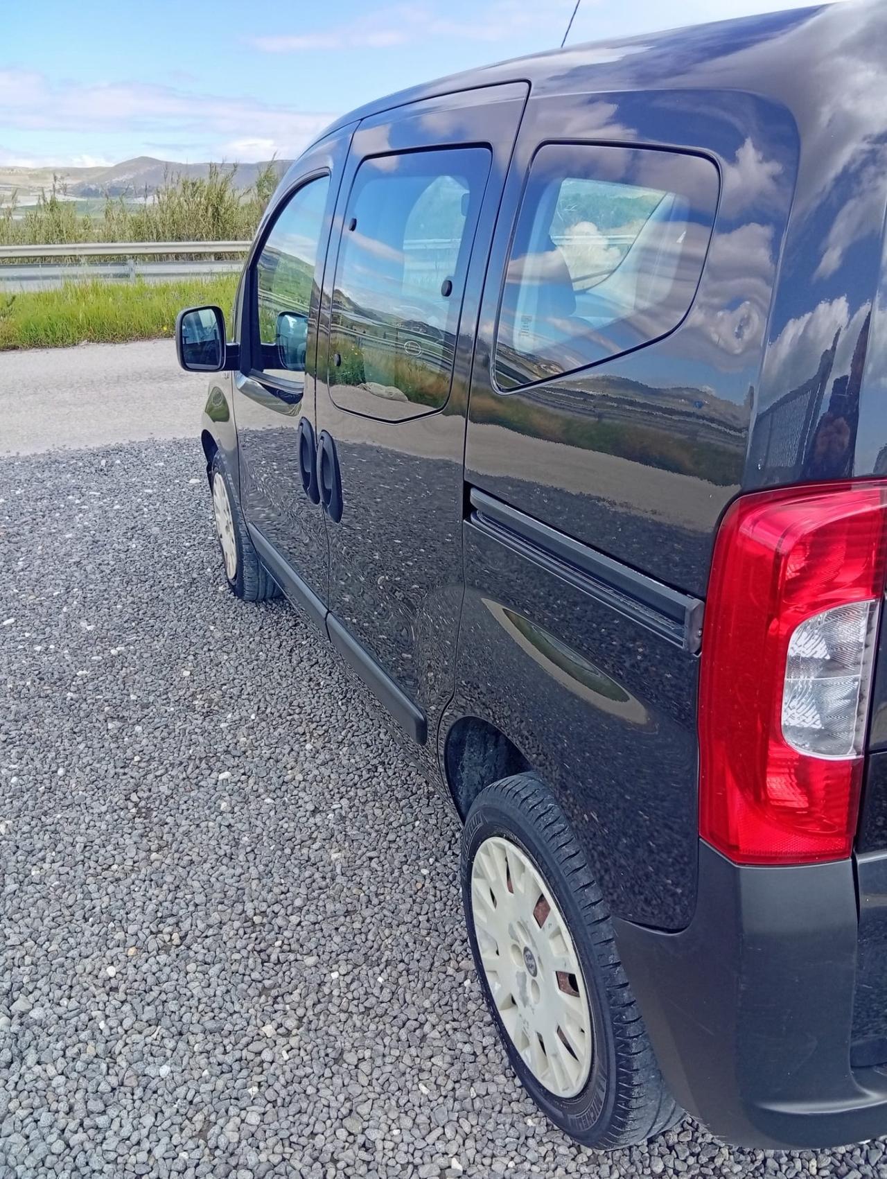 Fiat Fiorino 1.3 MJT 75CV Combi Semivetrato (N1)