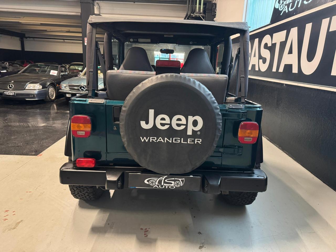 Jeep Wrangler 2.5 Sport asi