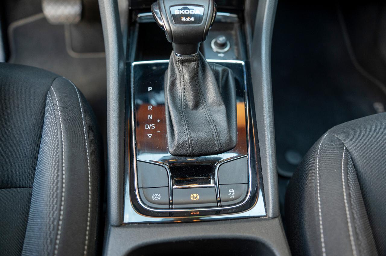 Skoda Karoq 2.0 TDI 4x4 - 2022 uniproprietario