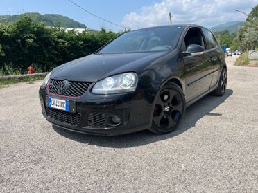 Volkswagen Golf 2.0 16V FSI 4mot. 3p. Sportline