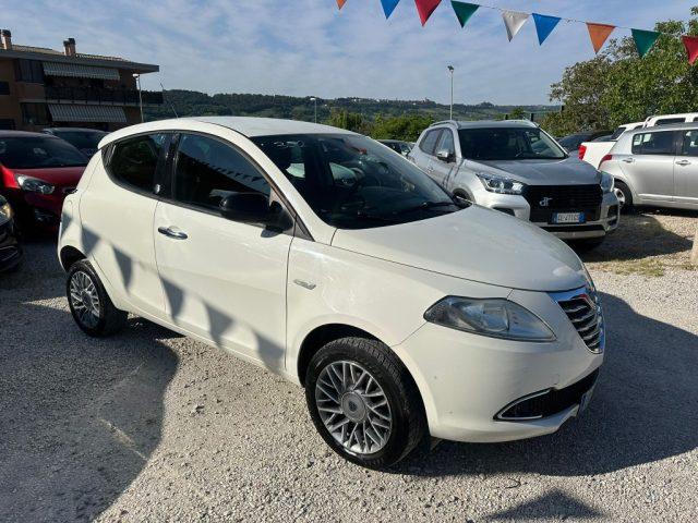 LANCIA Ypsilon 0.9 TwinAir 85 CV 5 porte Metano Ecochic Gold