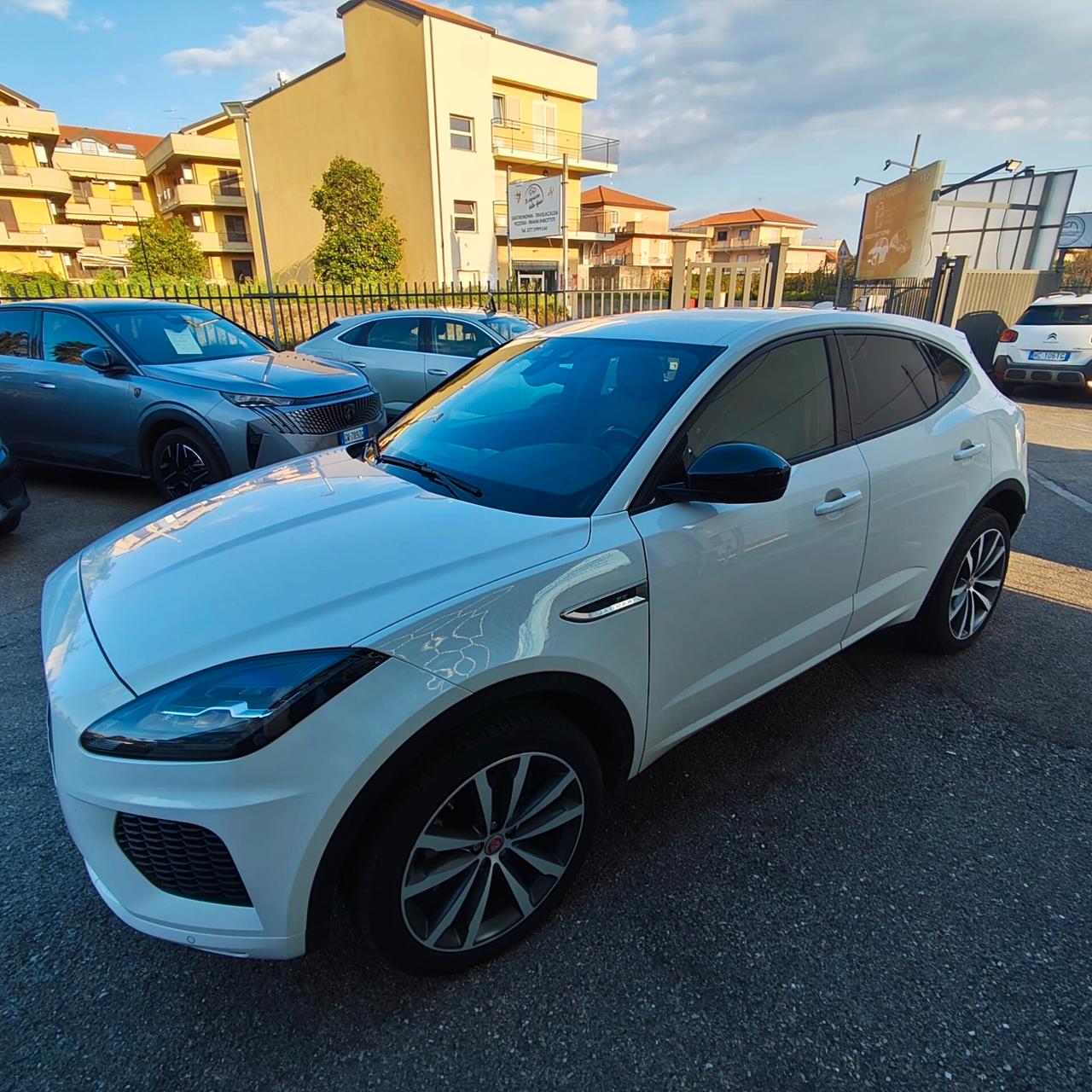 Jaguar E-Pace 2.0D 150 CV AWD aut. R-Dynamic SE