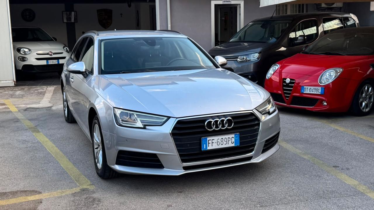 Audi A4 2.0 TDI 150 CV ultra S tronic Business Sport
