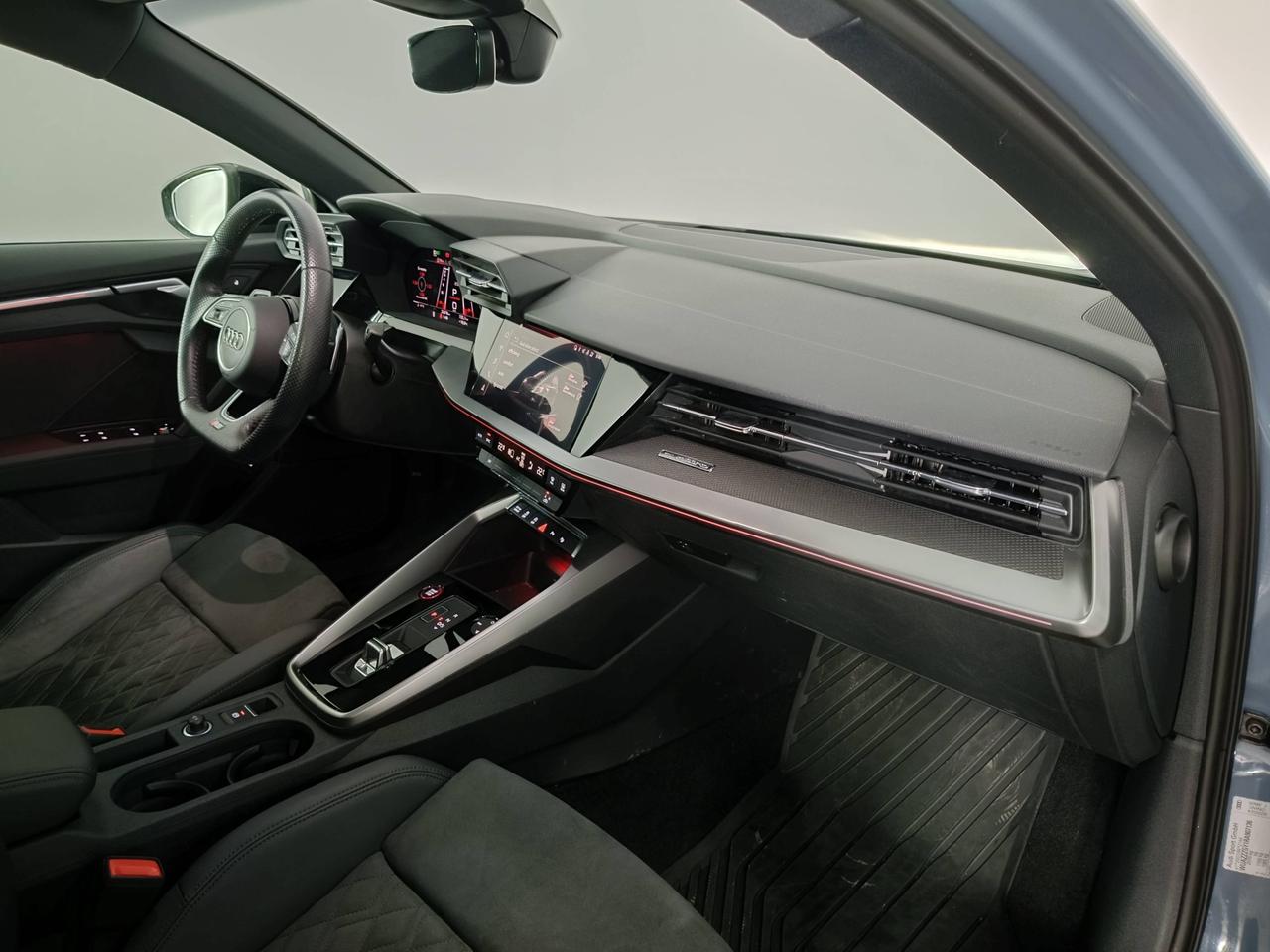 AUDI A3 IV 2020 Sportback - A3 2020 Sportback - RS3 Sportback 2.5 tfsi quattro s-tronic