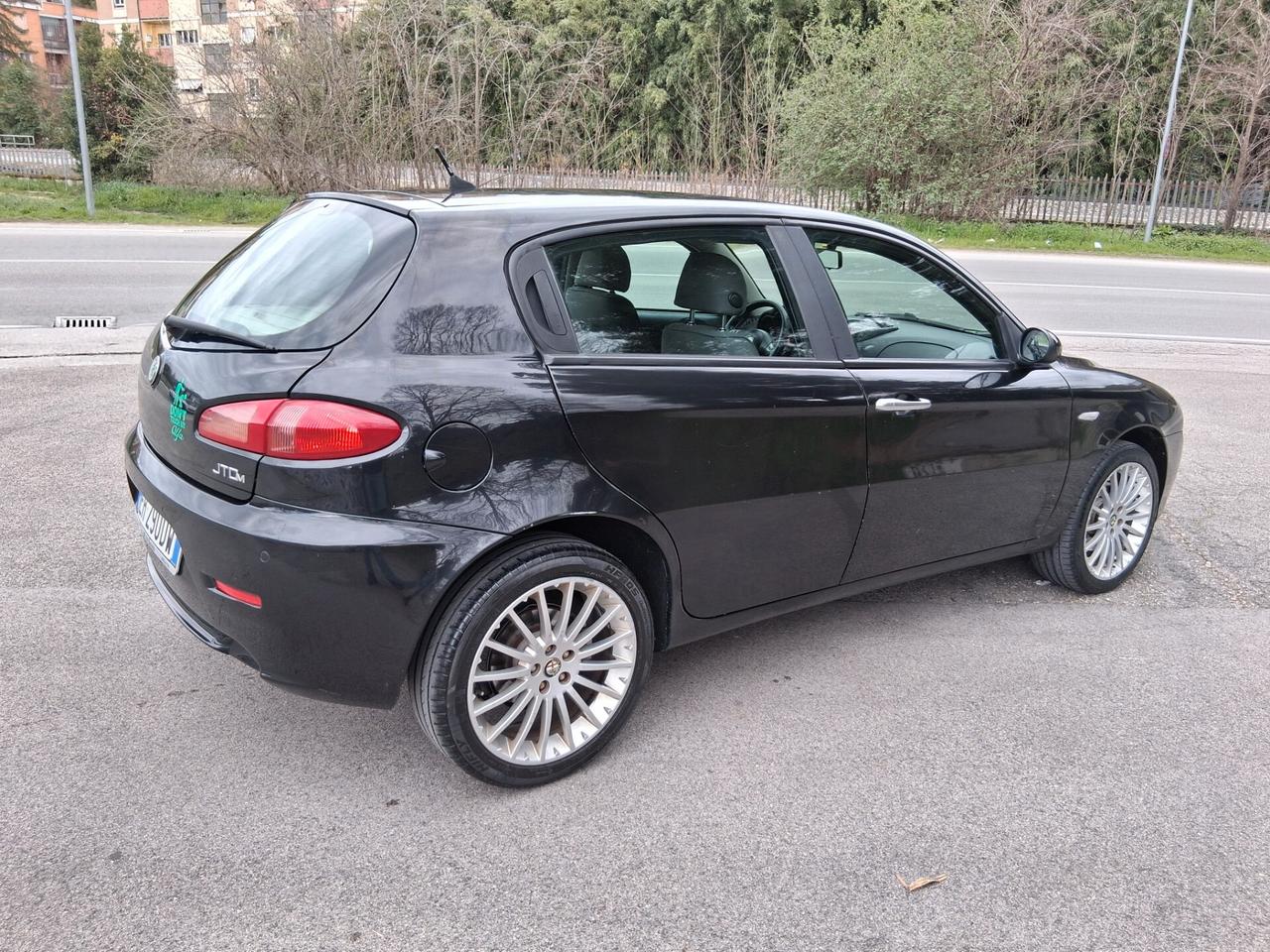 Alfa Romeo 147 1.9 JTD M-JET 16V 5 porte Exclusive