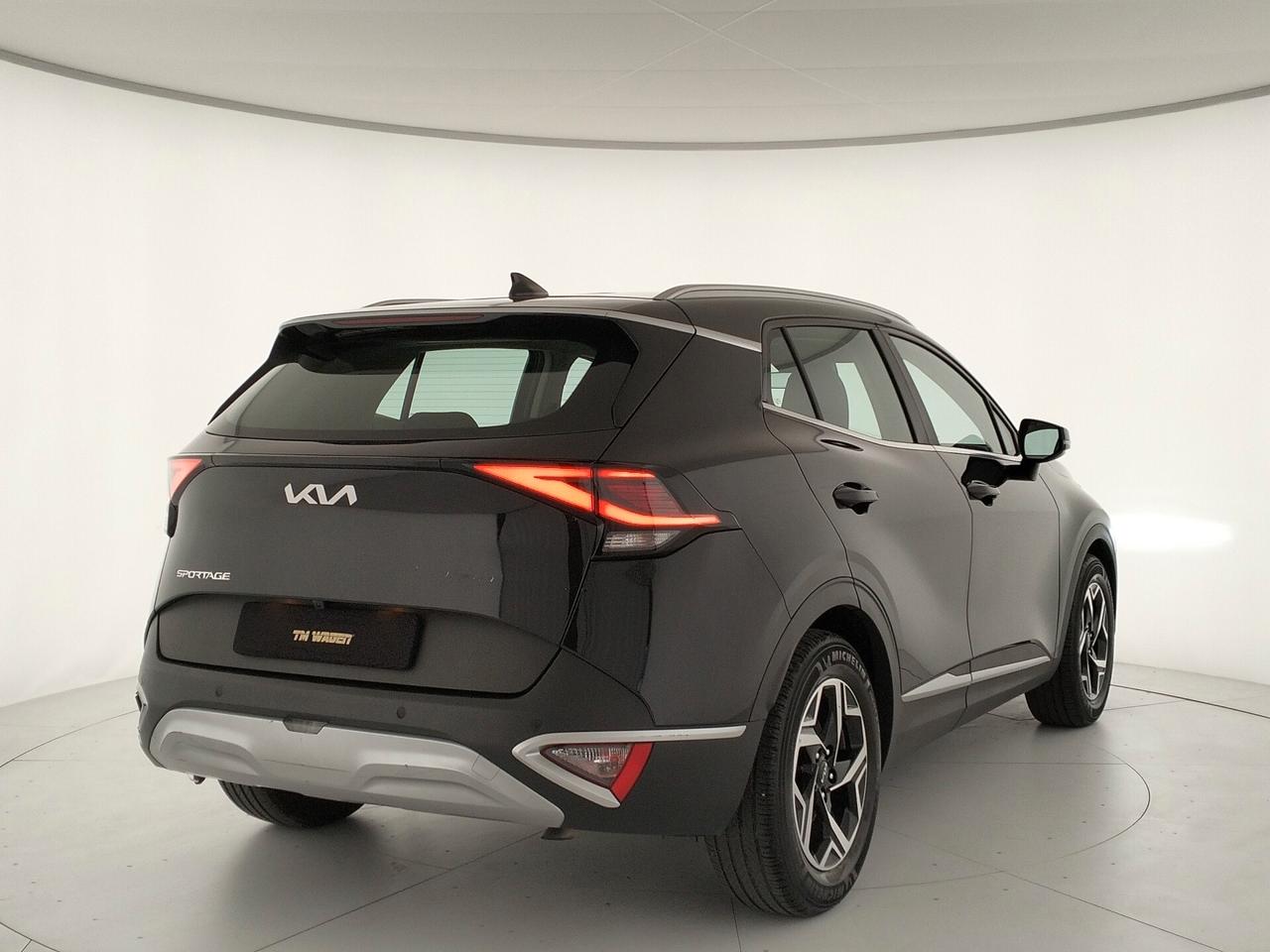 KIA SPORTAGE 1.6 crdi mhev Business dct - IVA ESPOSTA